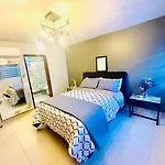 Updated Modern Condo In Central Location