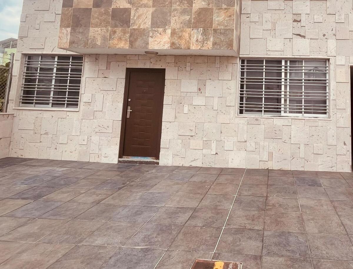 Apartamento Updated Modern In Location Guadalajara